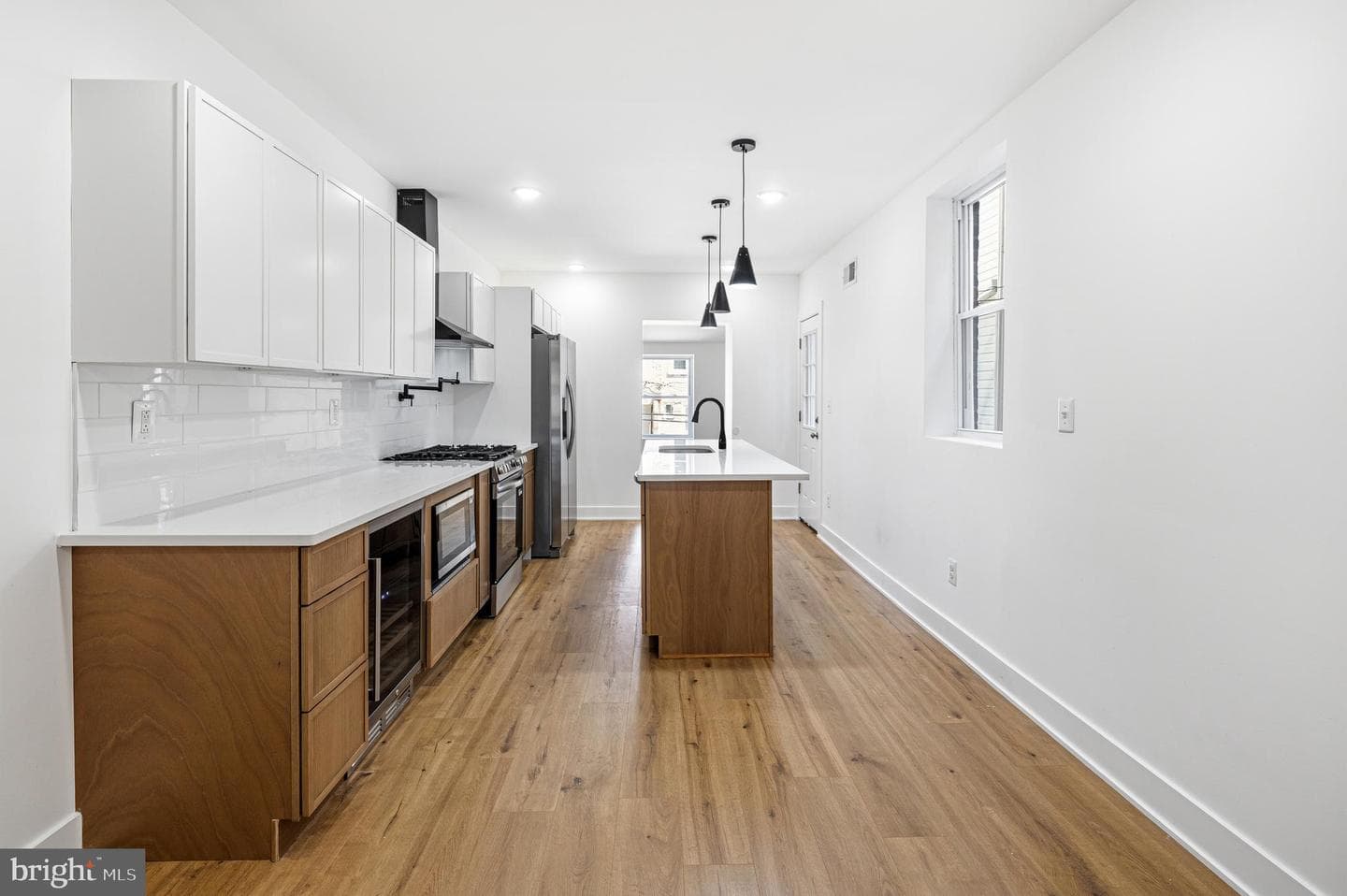 5817 Walnut Street photo 11