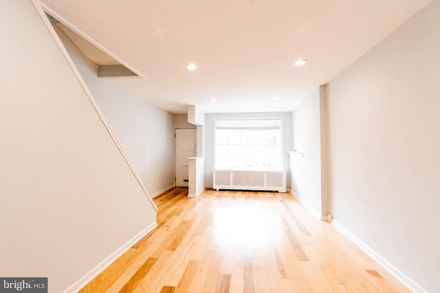 2433 3rd Street photo 3