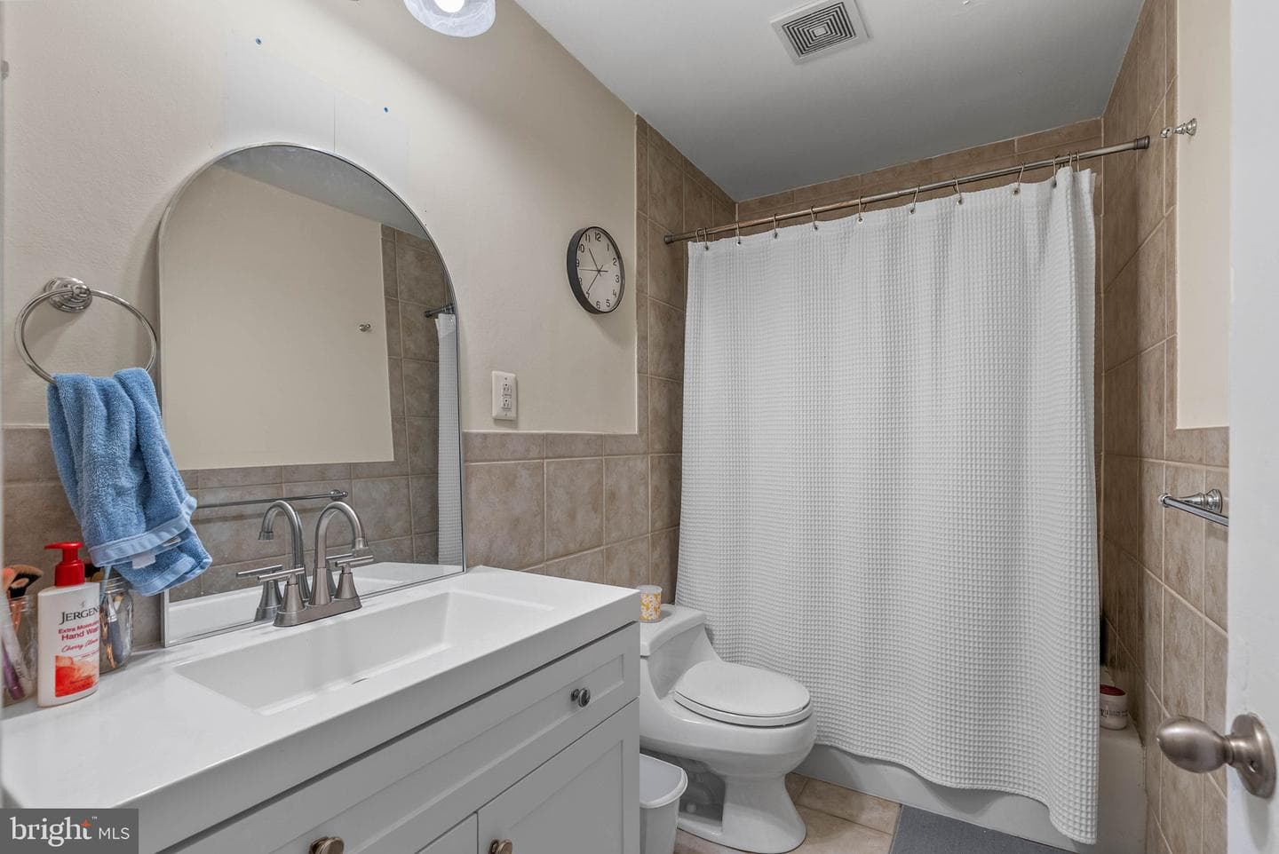 250 S 13th Street #11e photo 10
