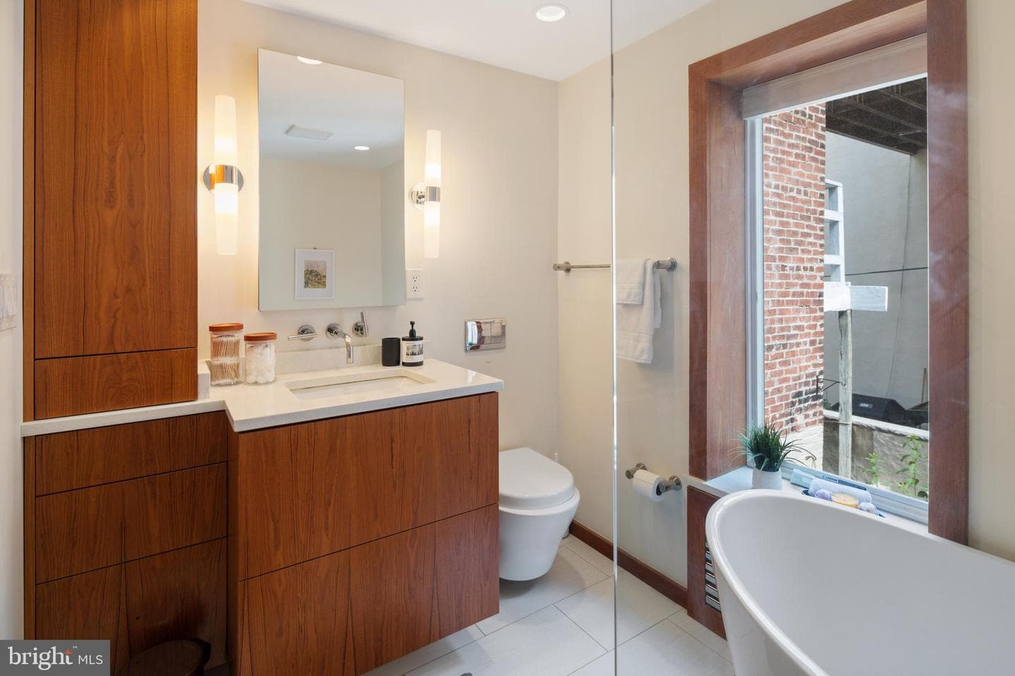 143 Fitzwater Street photo 10