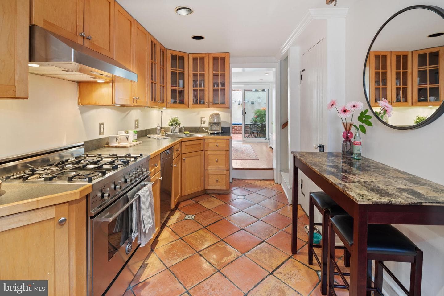 143 Fitzwater Street photo 2