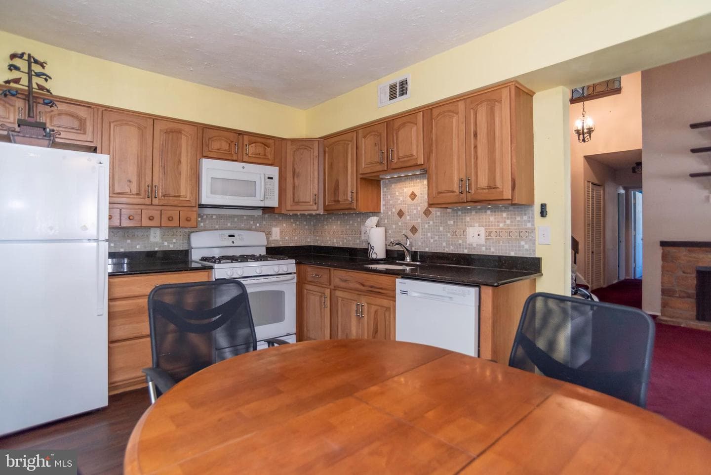3712 Ronnald Drive photo 8