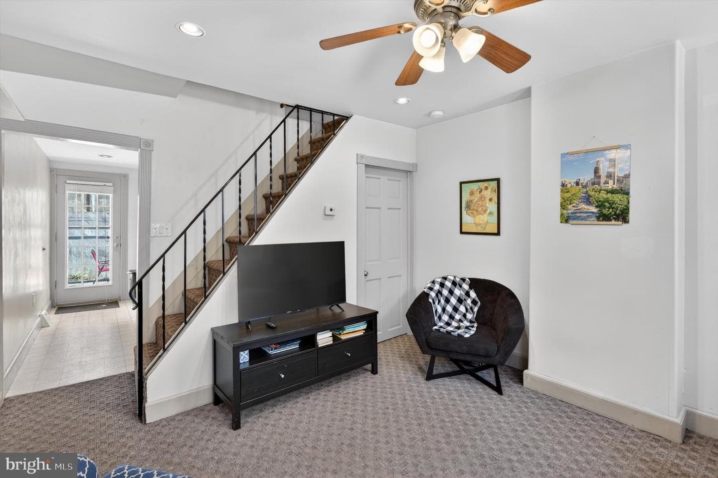 531 Turner Street photo 6