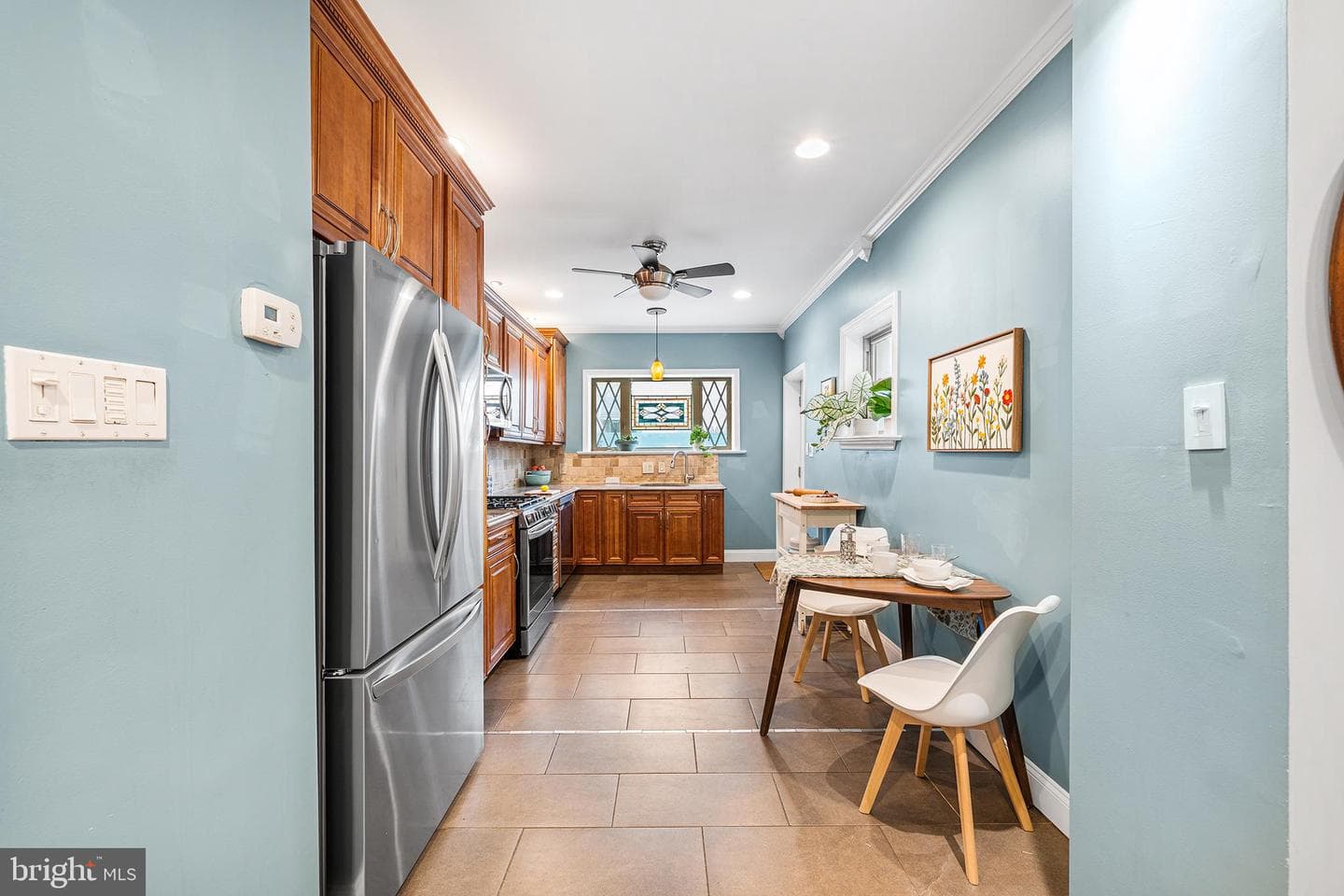 1139 Tasker Street photo 8