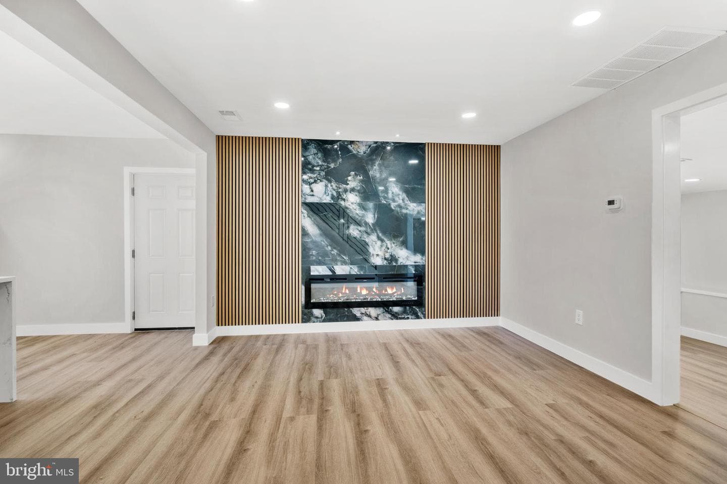 9348 Annapolis Road photo 4