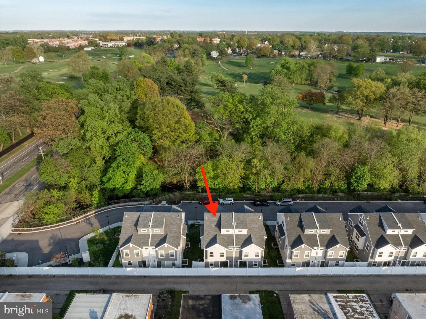 9522 Golfview Lane photo 4
