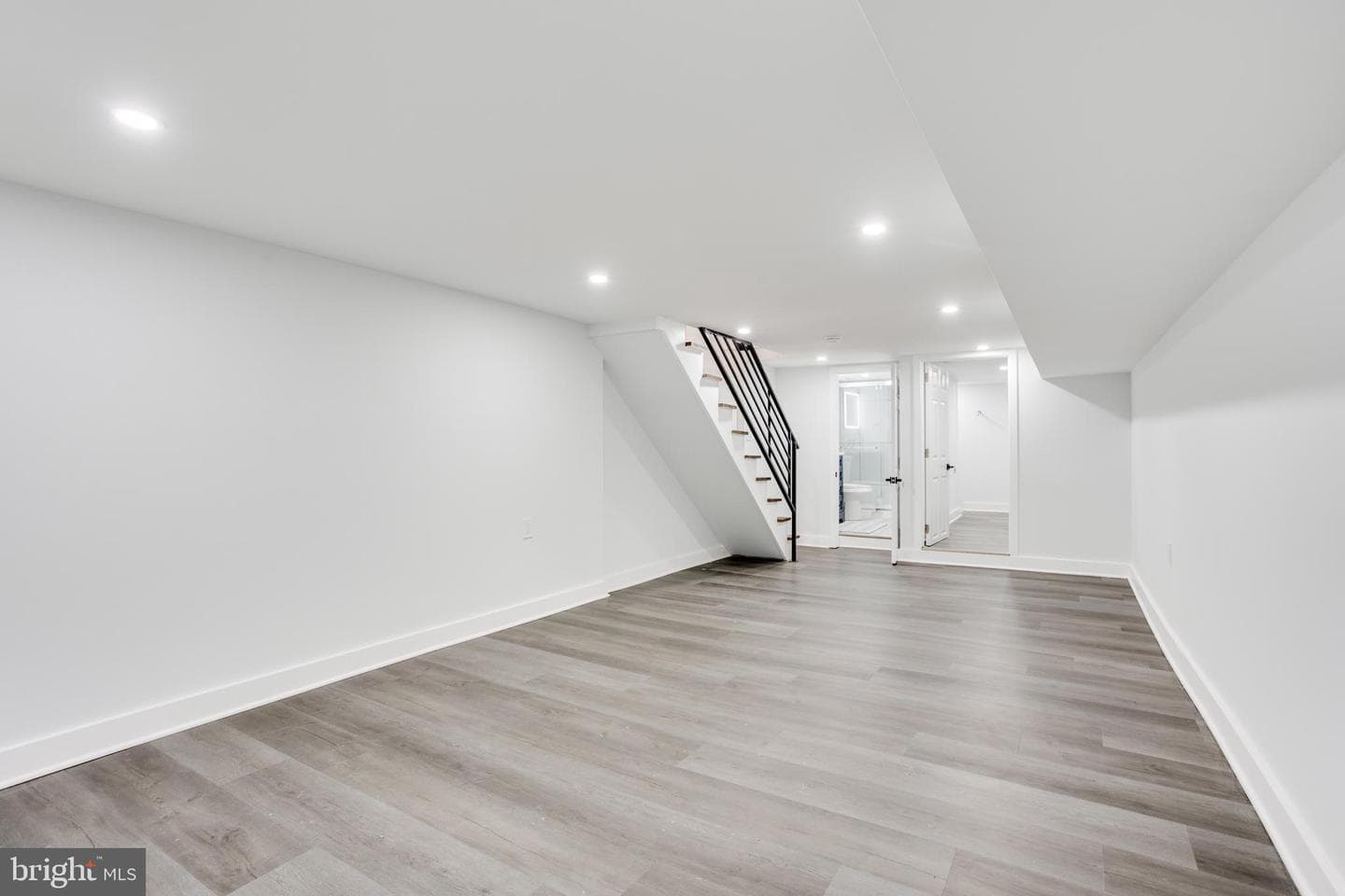 4531 Ditman Street photo 29