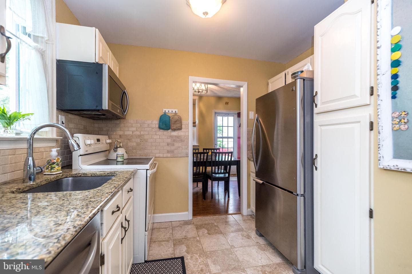 14014 Napier Street photo 4