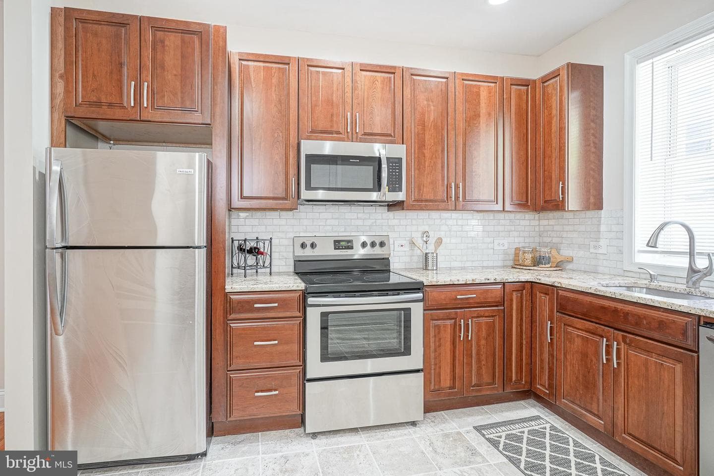 2138 Morris Street photo 13