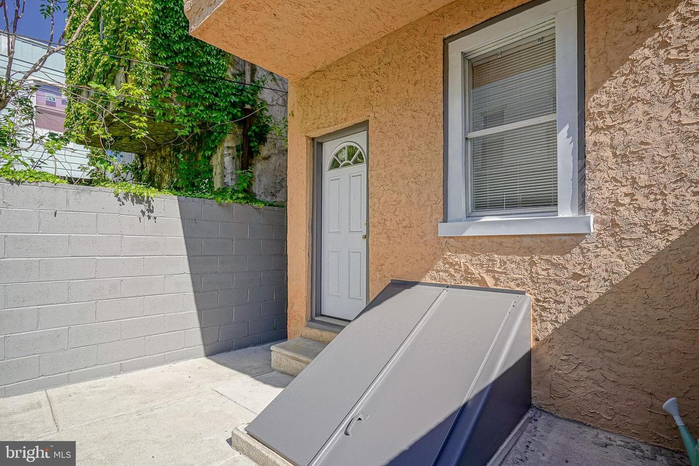 2138 Morris Street photo 17