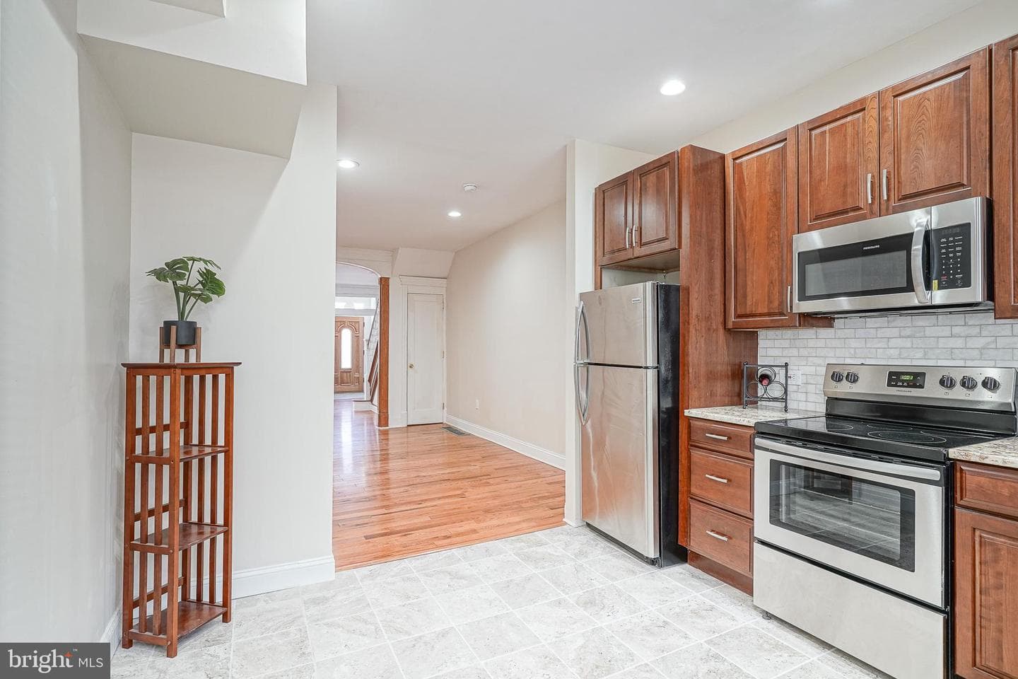 2138 Morris Street photo 18