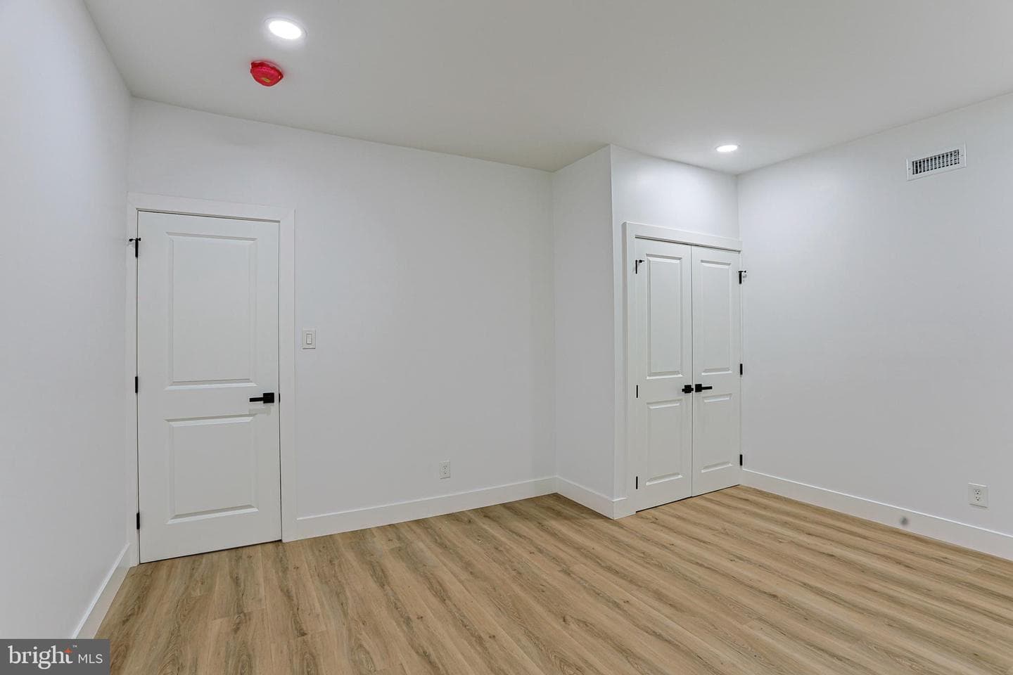 7415 Sprague Street photo 32