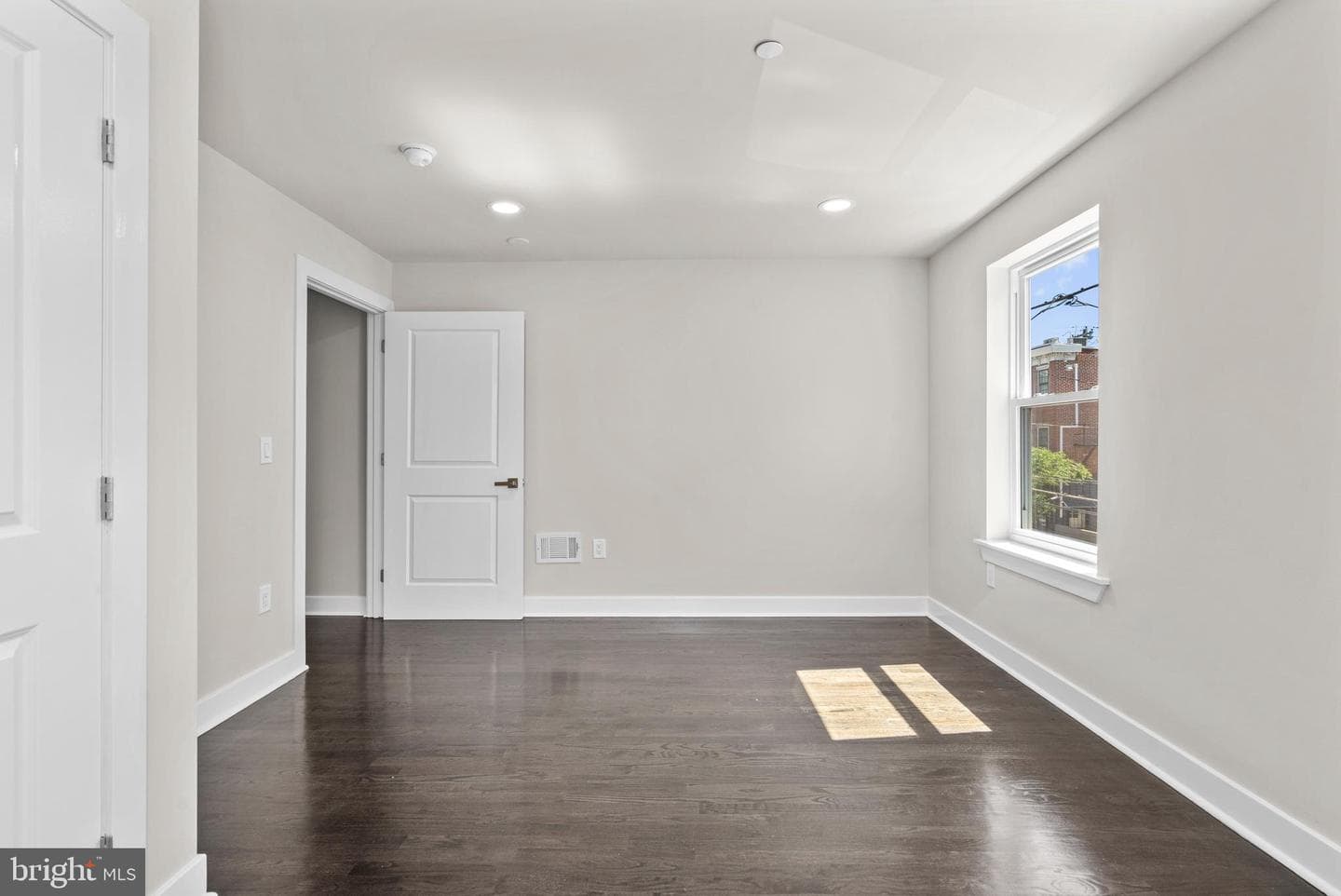 2548 Coral Street photo 14