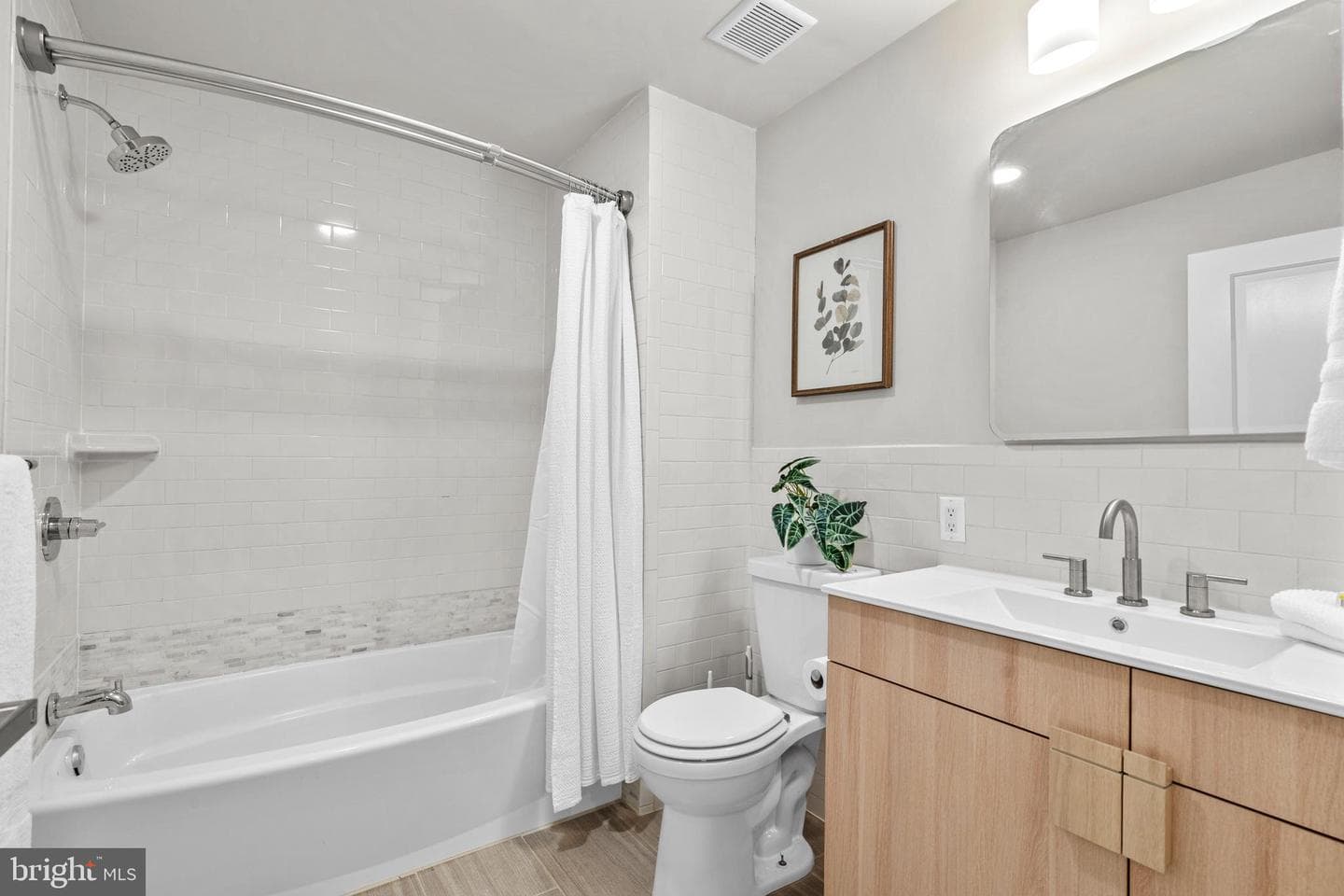 2548 Coral Street photo 15