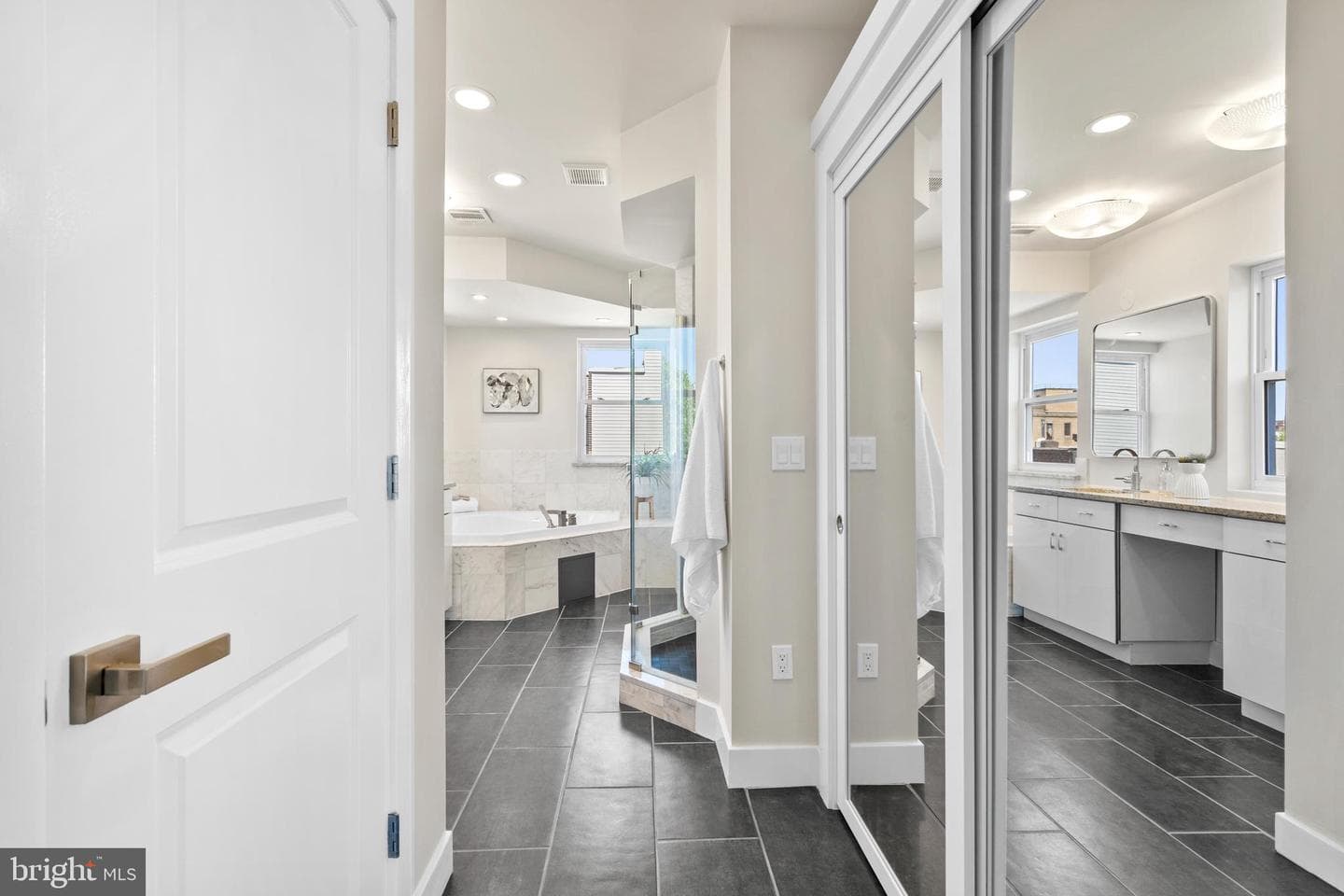 2548 Coral Street photo 21