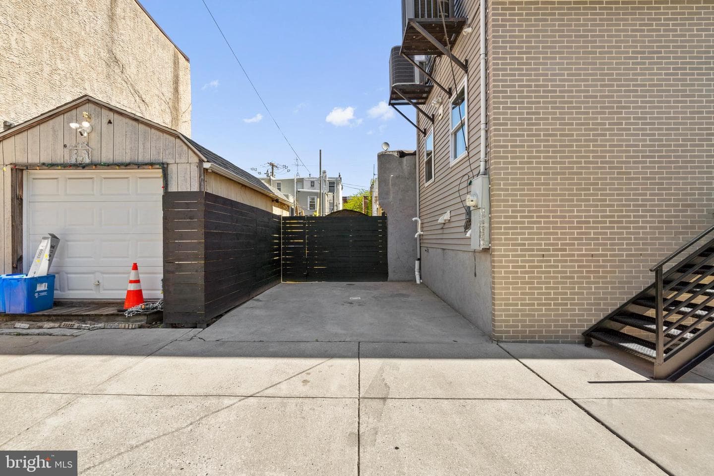 2548 Coral Street photo 37