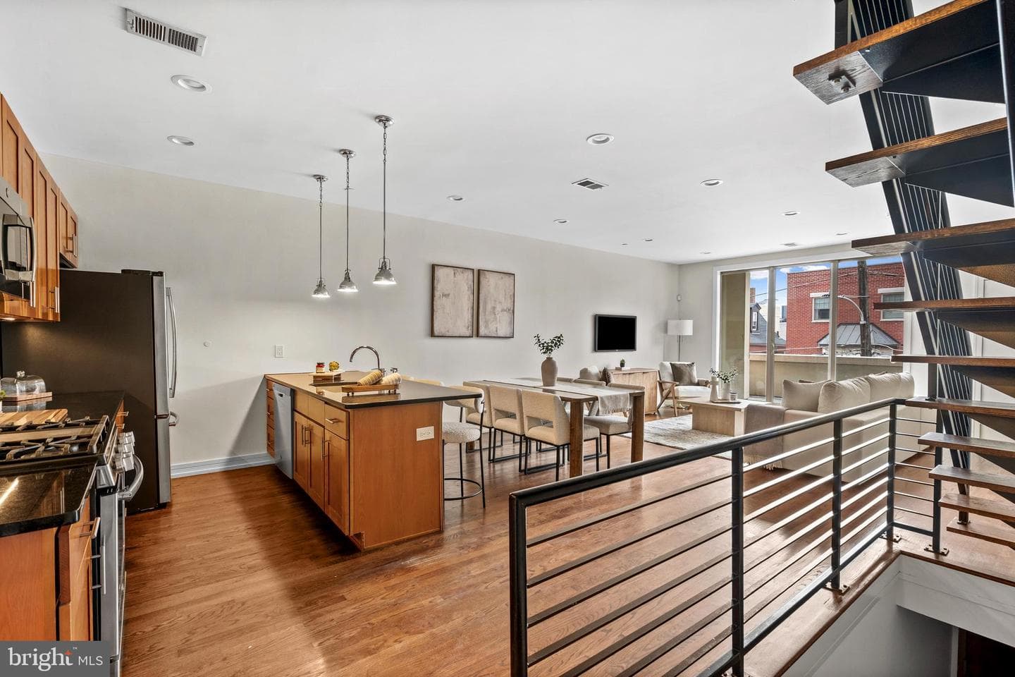 1135 Crease Street #2