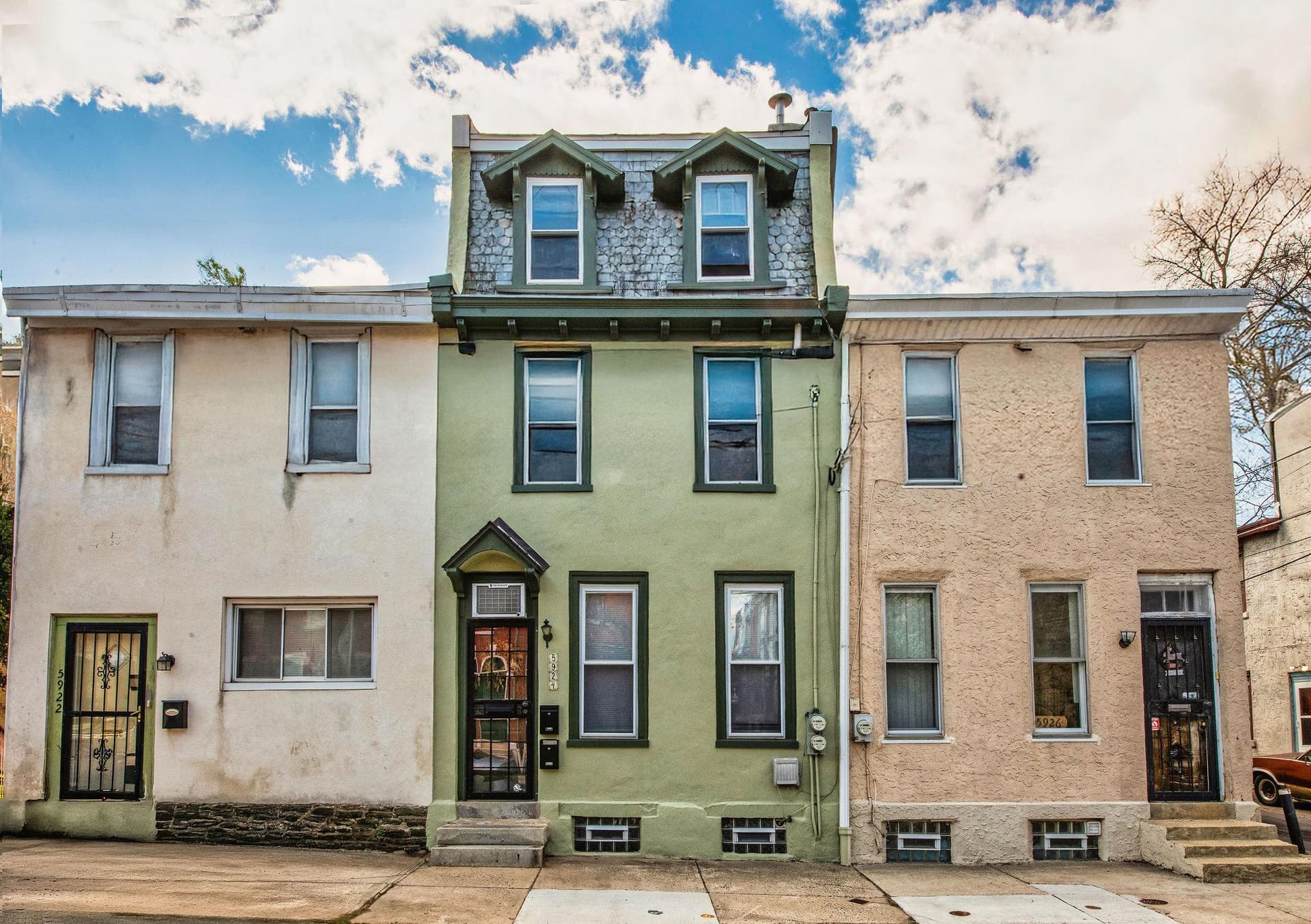 5924 Mccallum Street photo 1
