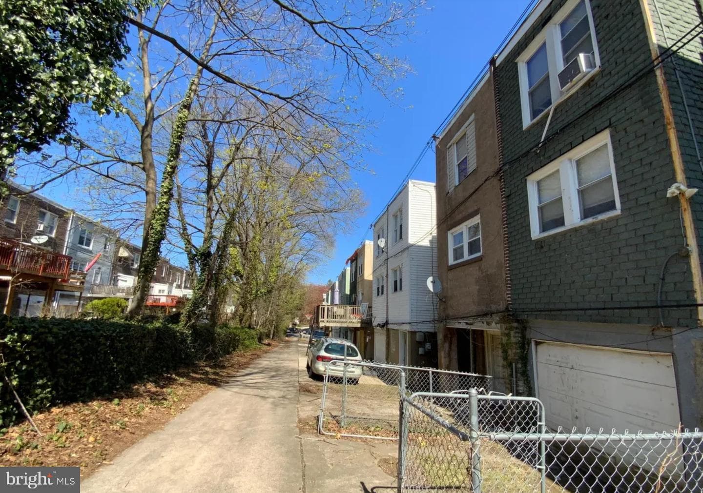 427 E Sharpnack Street photo 29