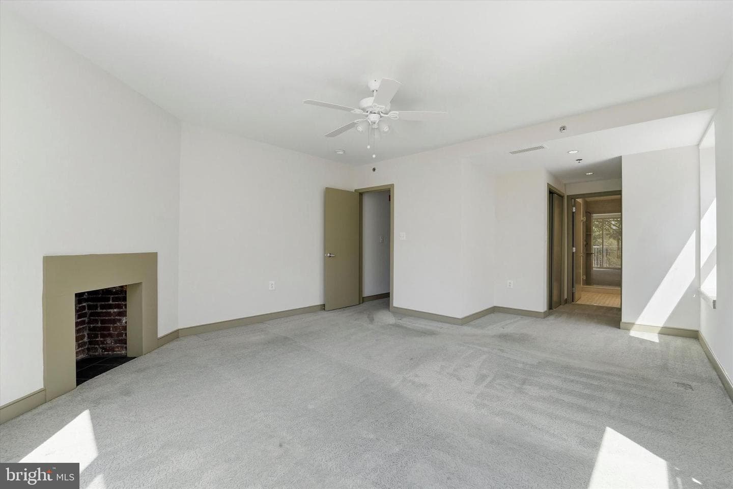 6614 Germantown Avenue #2c photo 18