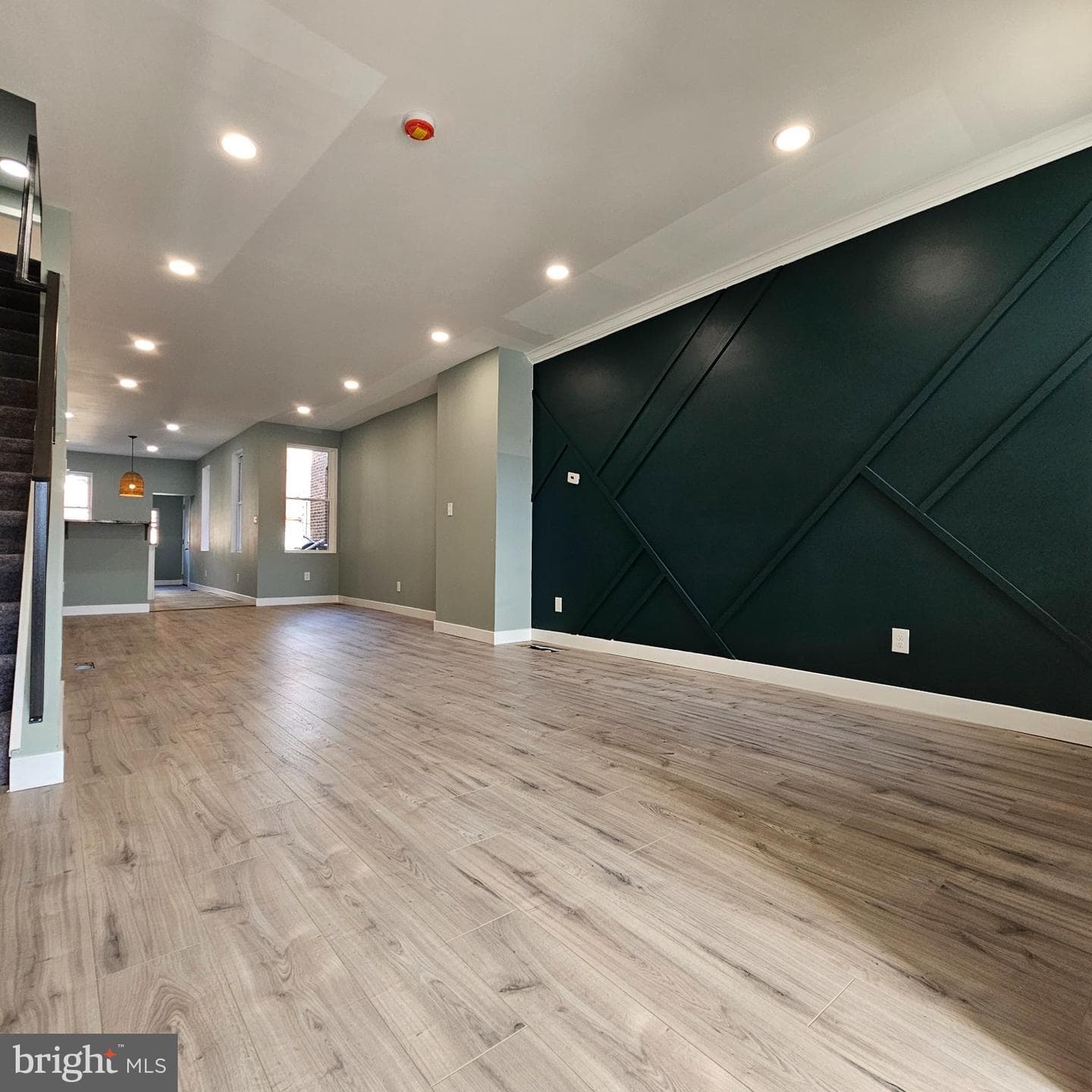 5937 Springfield Avenue photo 4