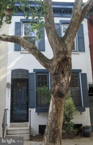 2453 Meredith Street