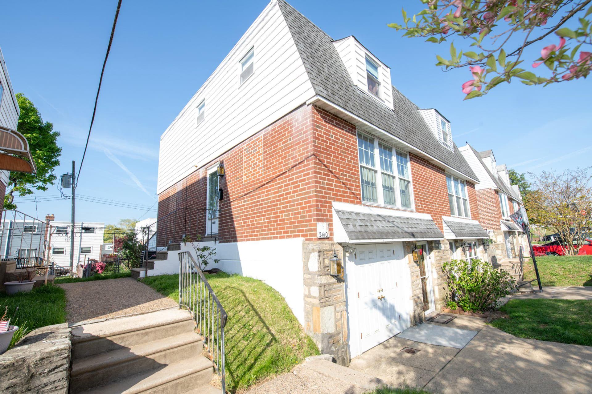 3410 Aubrey Avenue photo 4