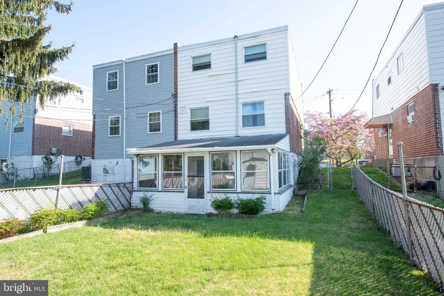 3410 Aubrey Avenue photo 8