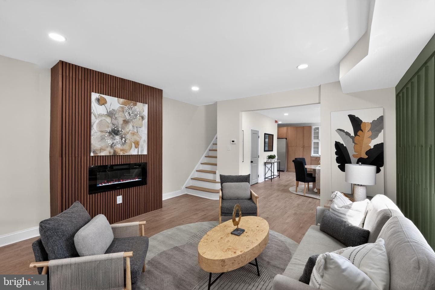 933 S 59th Street