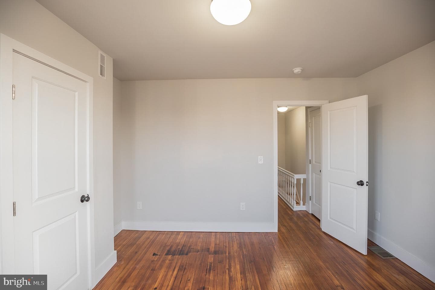 1227 S Peach Street photo 11