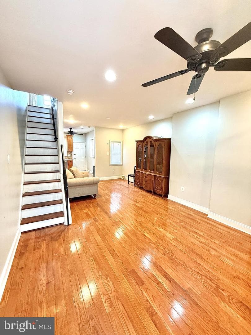 2207 S Hemberger Street photo 4
