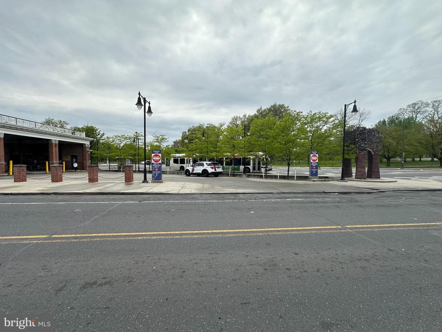 3259 Ridge Avenue photo 4