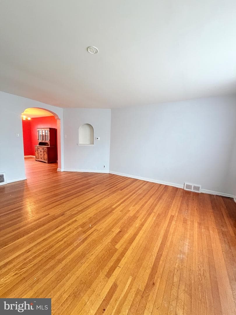 239 Higbee Street photo 6