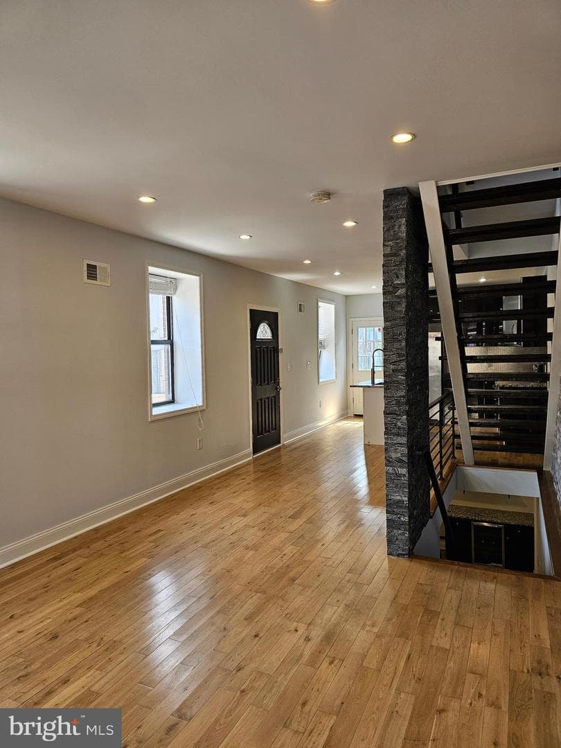 2100 Cross Street photo 9
