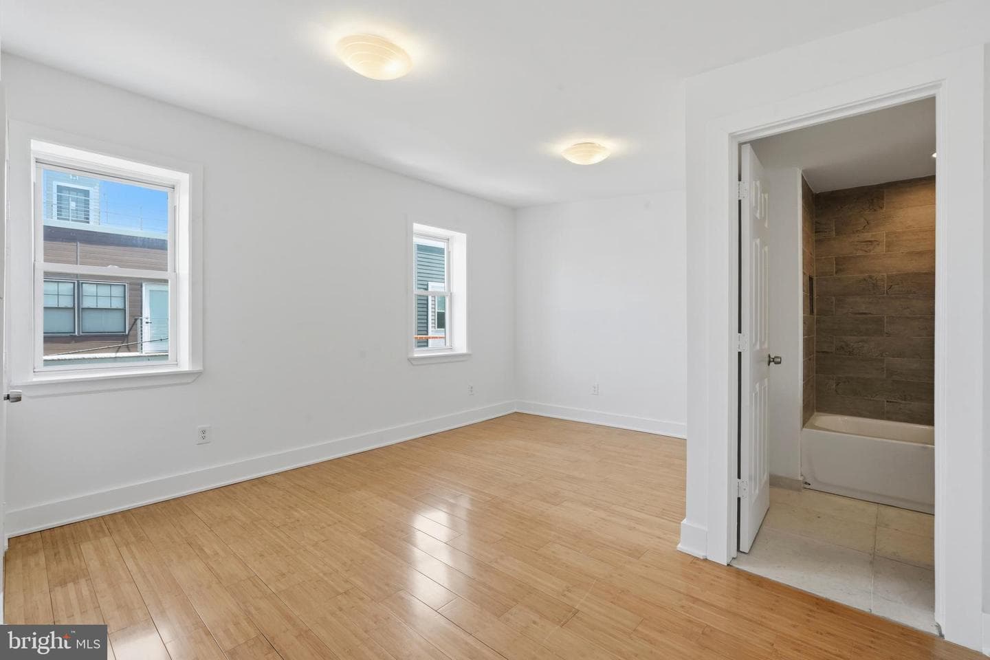 2066 E Fletcher Street photo 15