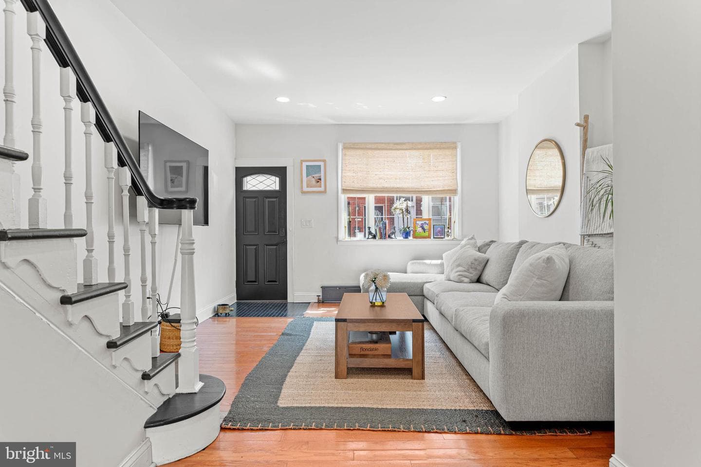 1031 Emily Street photo 10