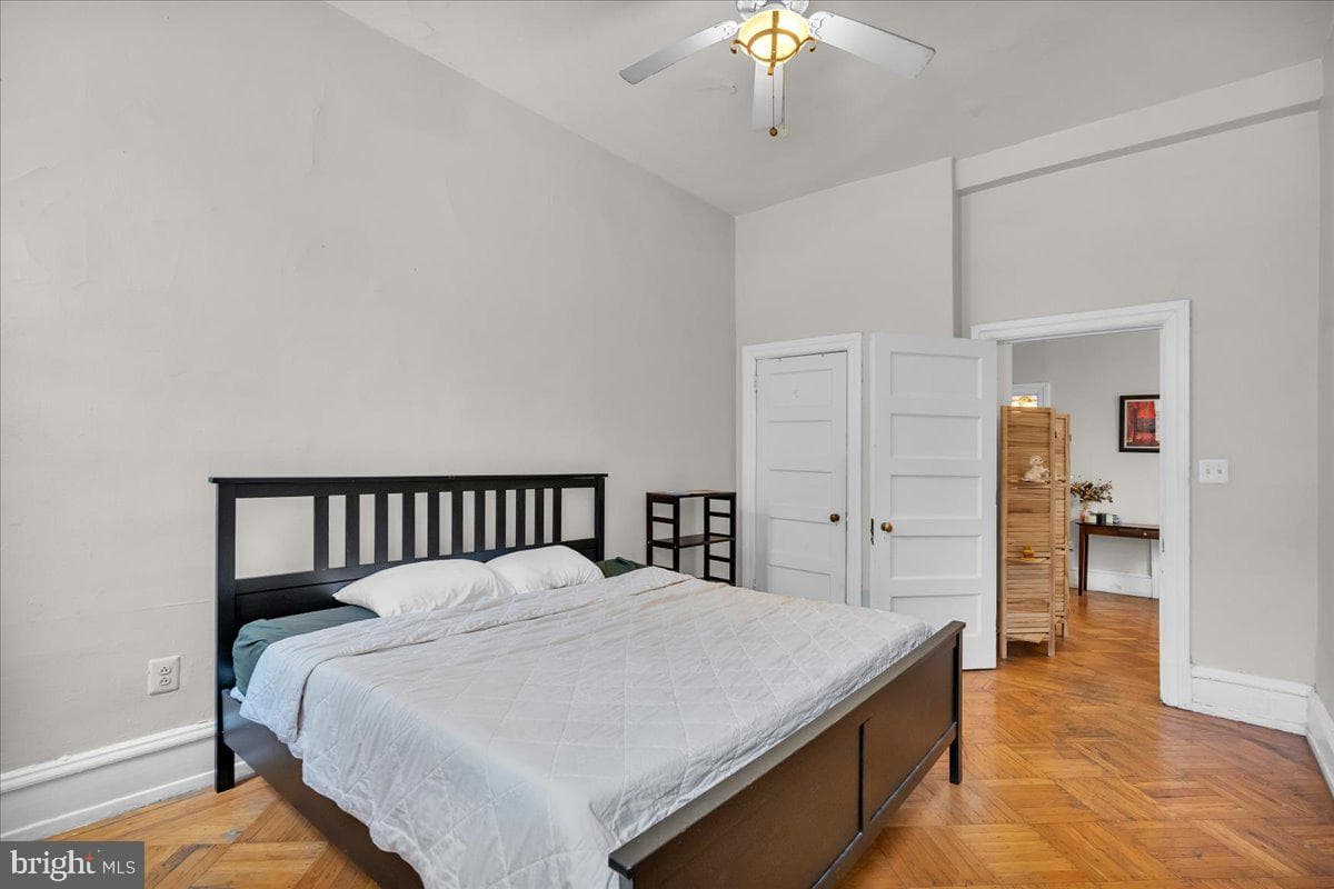250 S 13th Street #1d photo 21