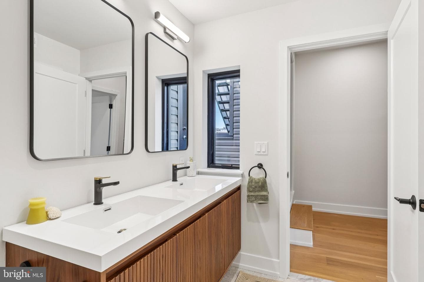3411 W Lippincott Street photo 26
