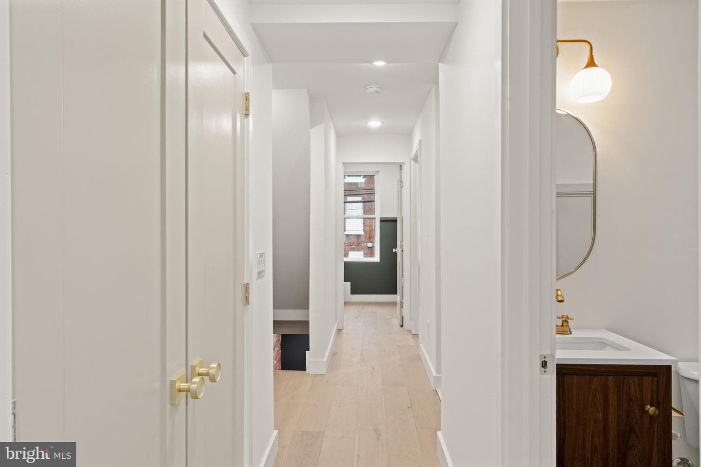 1530 N Lawrence Street photo 16