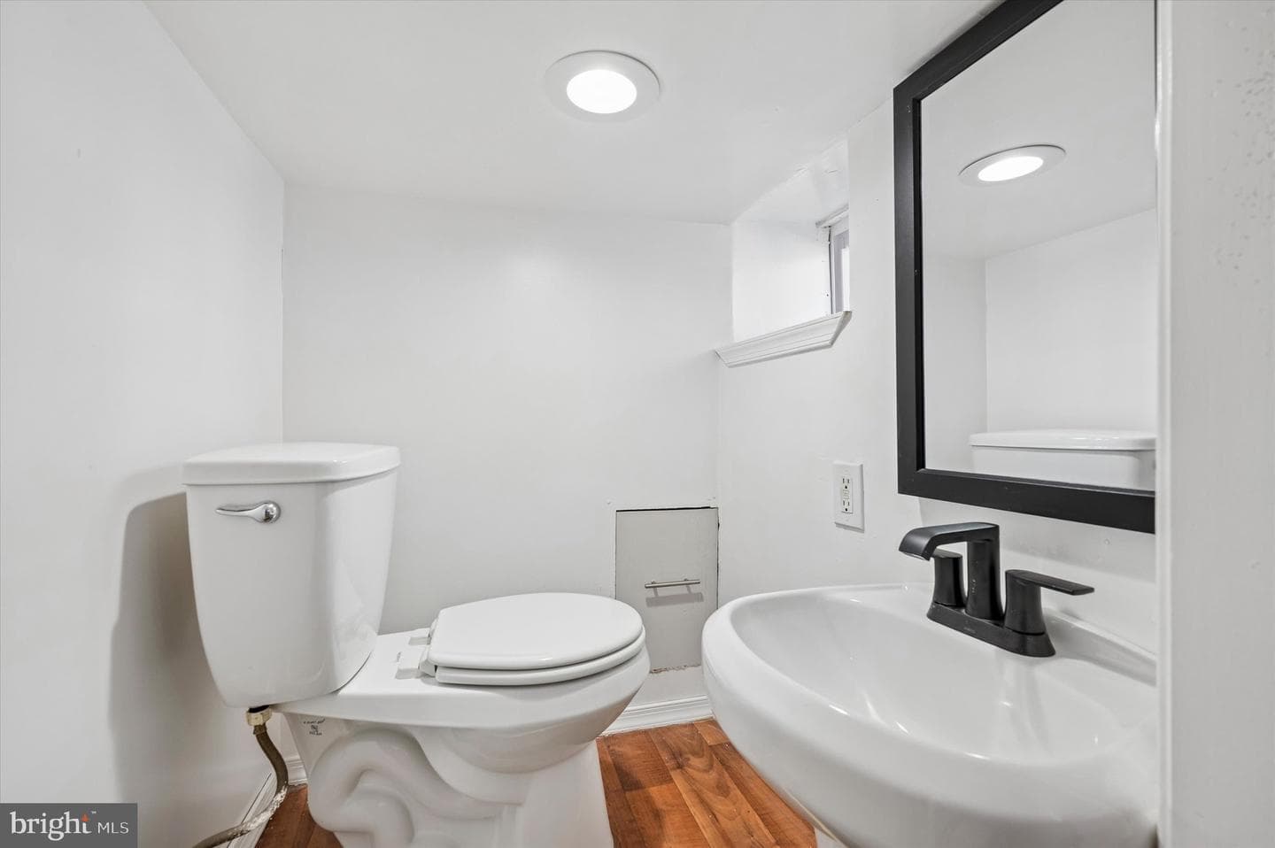 3537 N Water Street photo 15