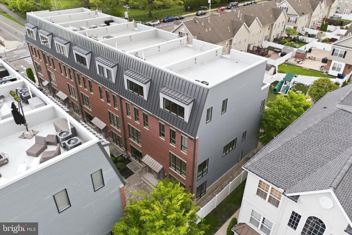 2010 Renaissance #lot 6 photo 3