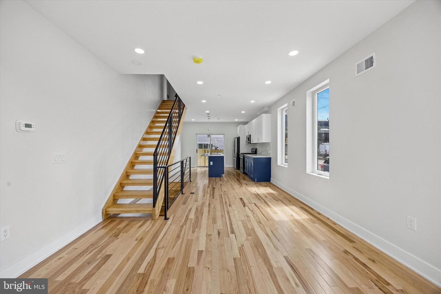 1553 S Stillman Street photo 3