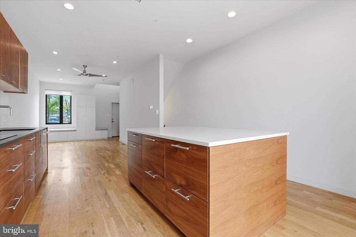 1734 Folsom Street photo 11
