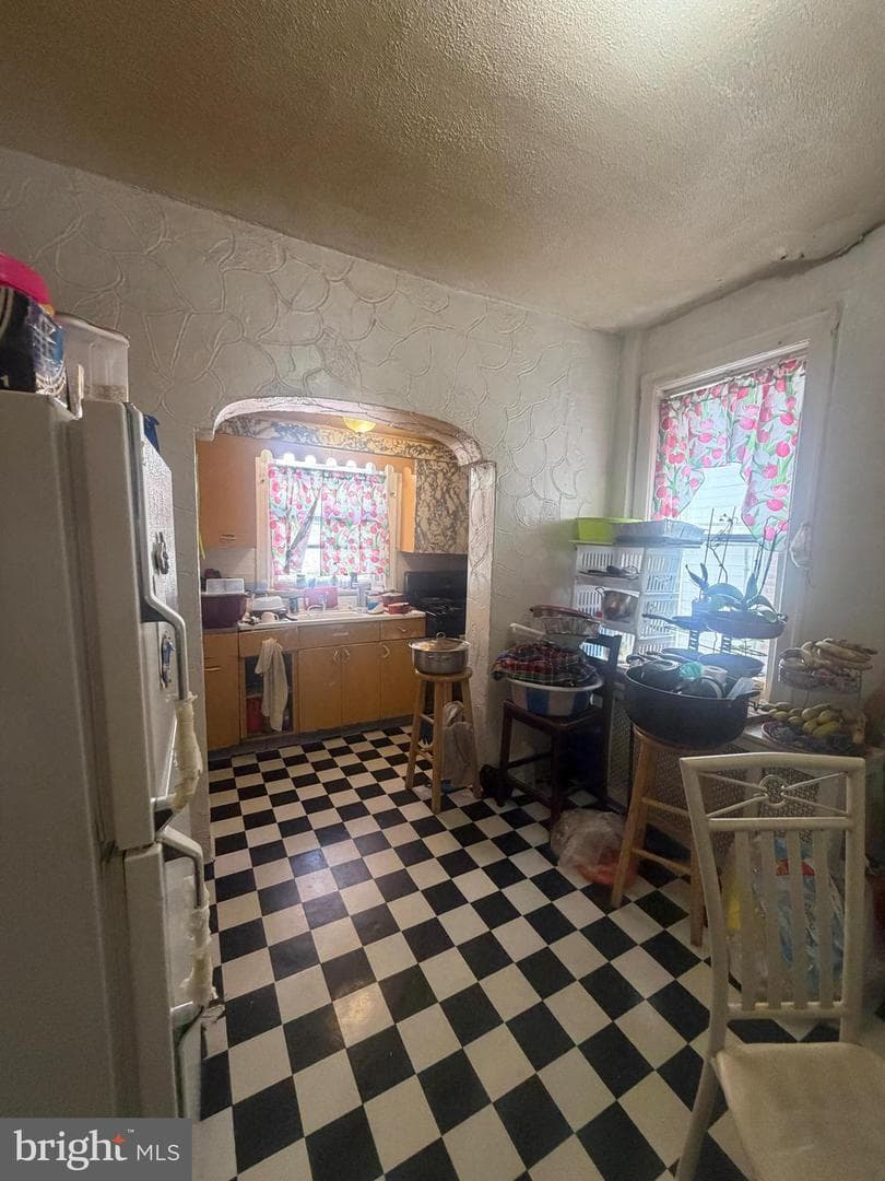 247 E Rockland Street photo 6