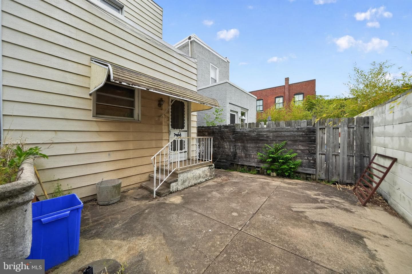 1325 E Montgomery Avenue photo 25