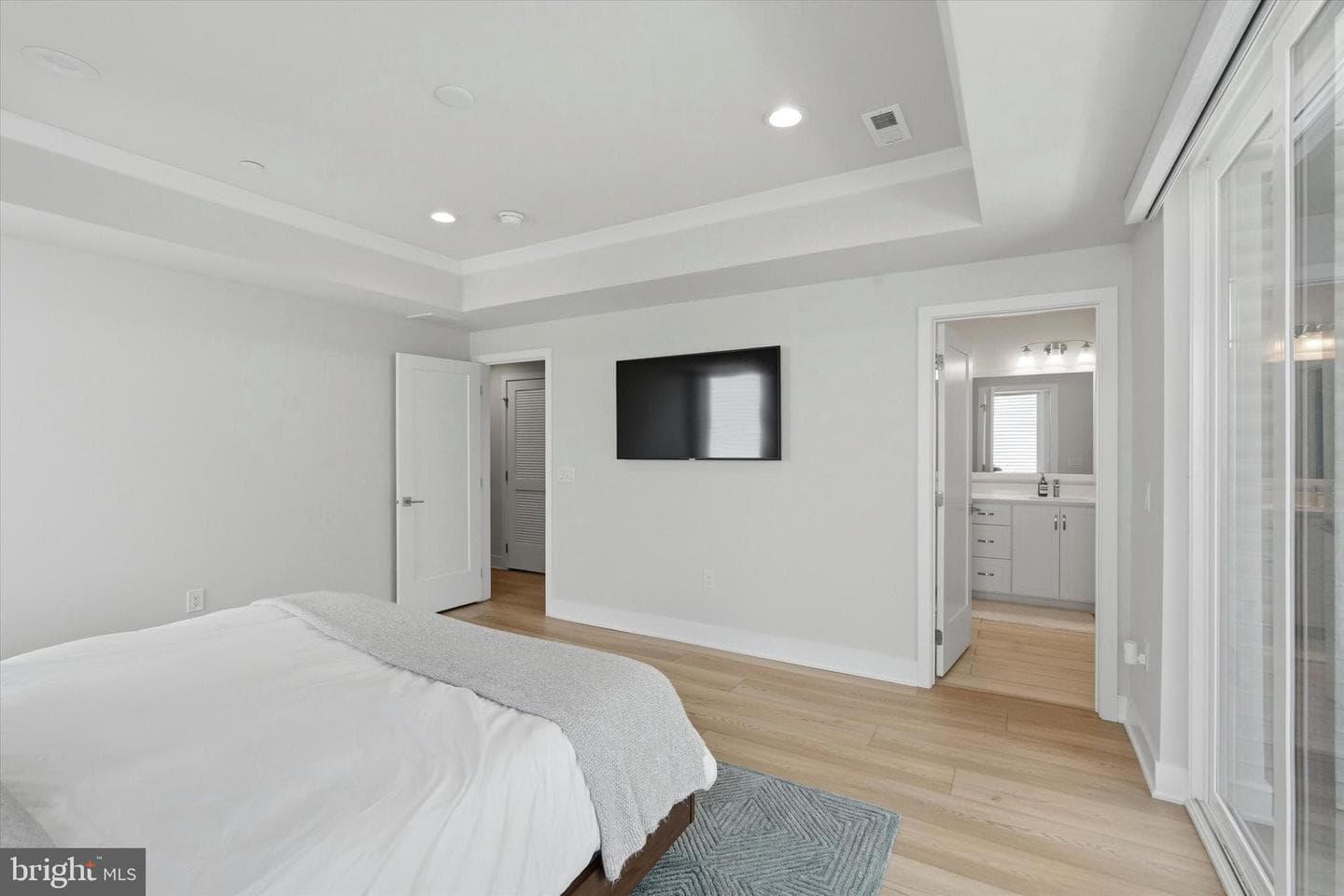 2160 Northbank Place #166 photo 11