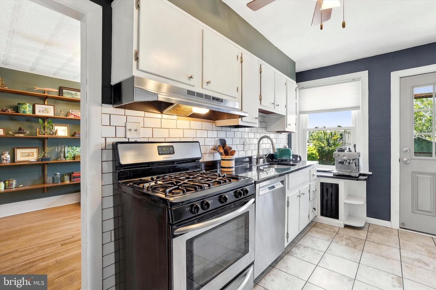 4046 Pechin Street photo 16