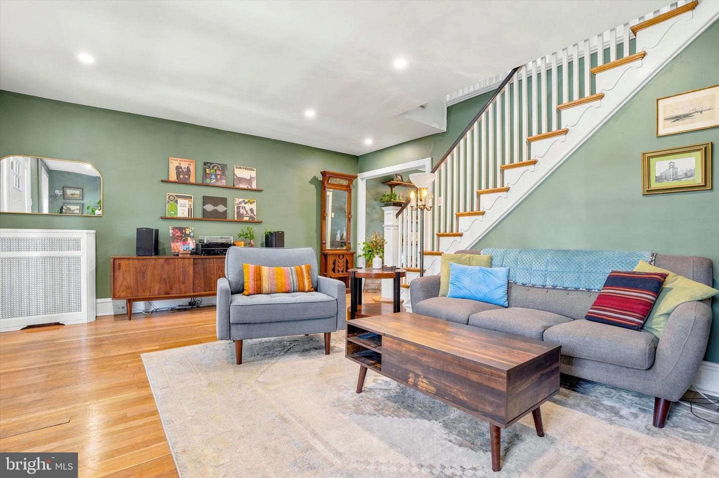 4046 Pechin Street photo 4