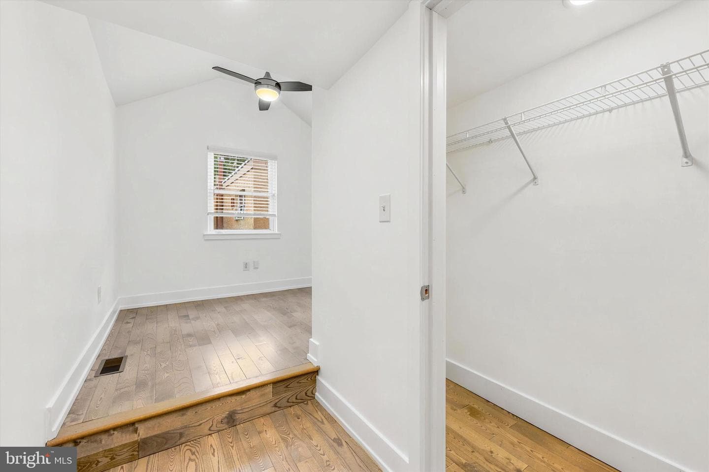 1632 S Clarion Street photo 25
