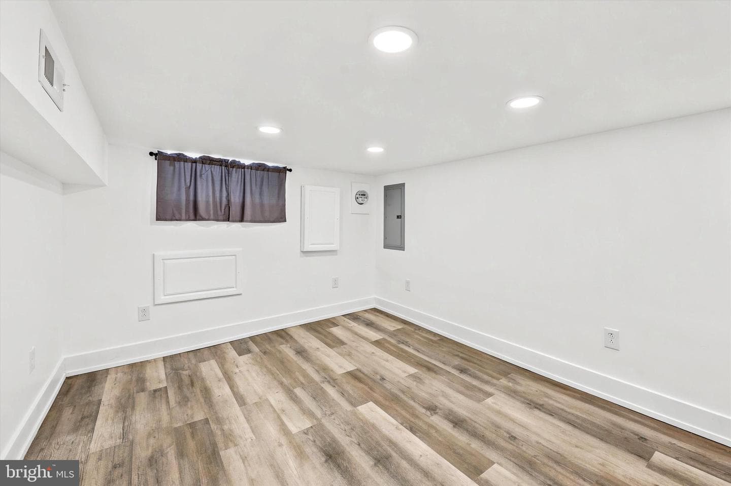 1632 S Clarion Street photo 29
